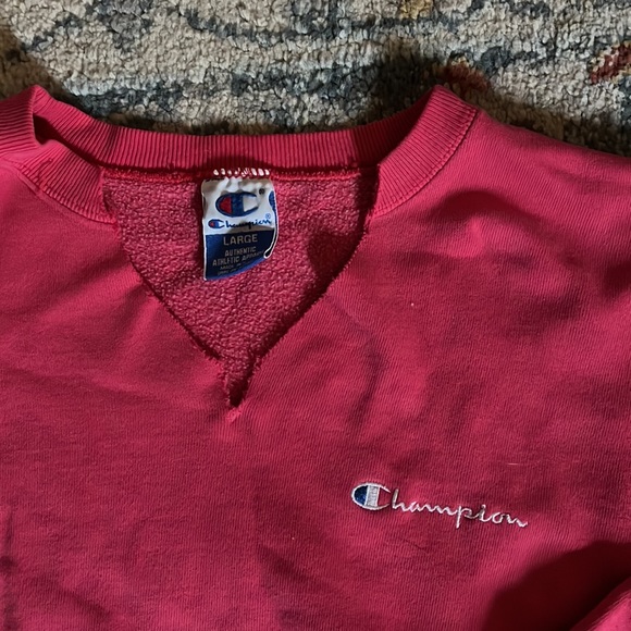 Womens cropped Champion sweatshirt - Picture 2 of 3